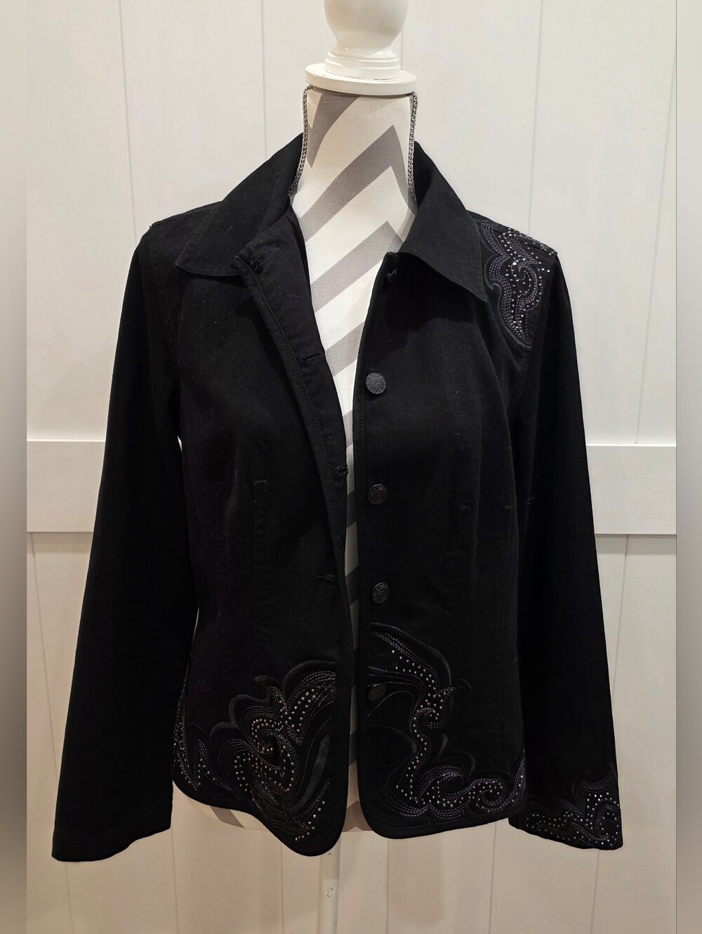 Chico's Black Embellished Denim Button-Front Jacket Size 1 US Size 8